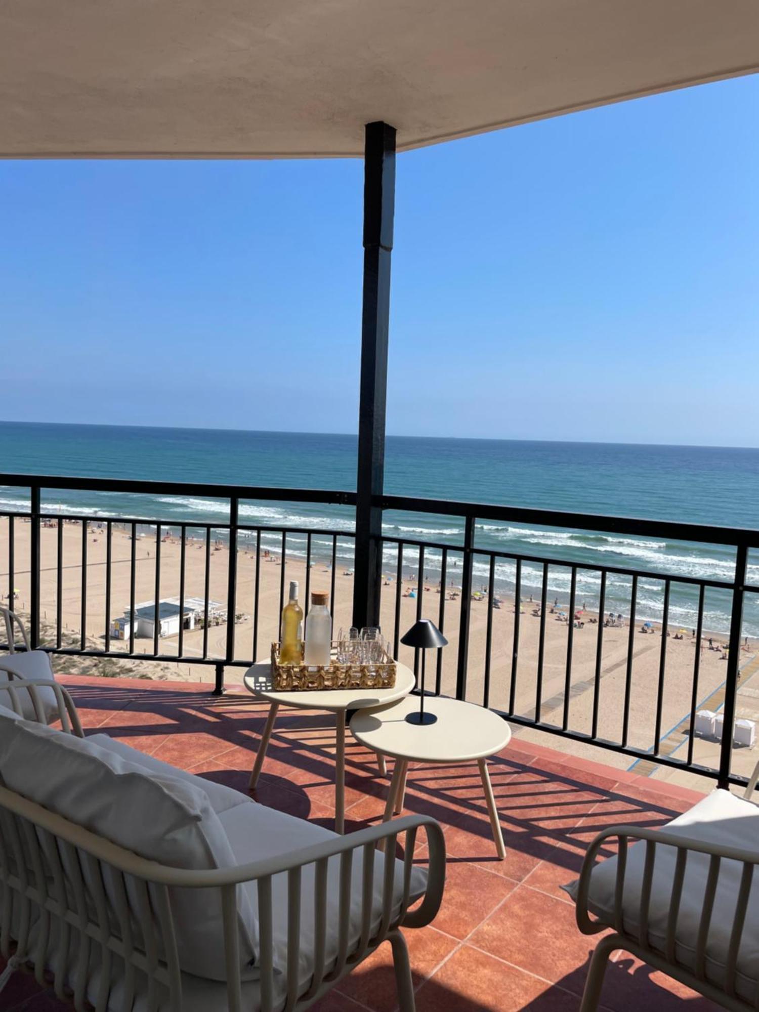 Gandia Boutique Stays - Presidente - Apartamento Premium En Primera Linea De Playa Dış mekan fotoğraf