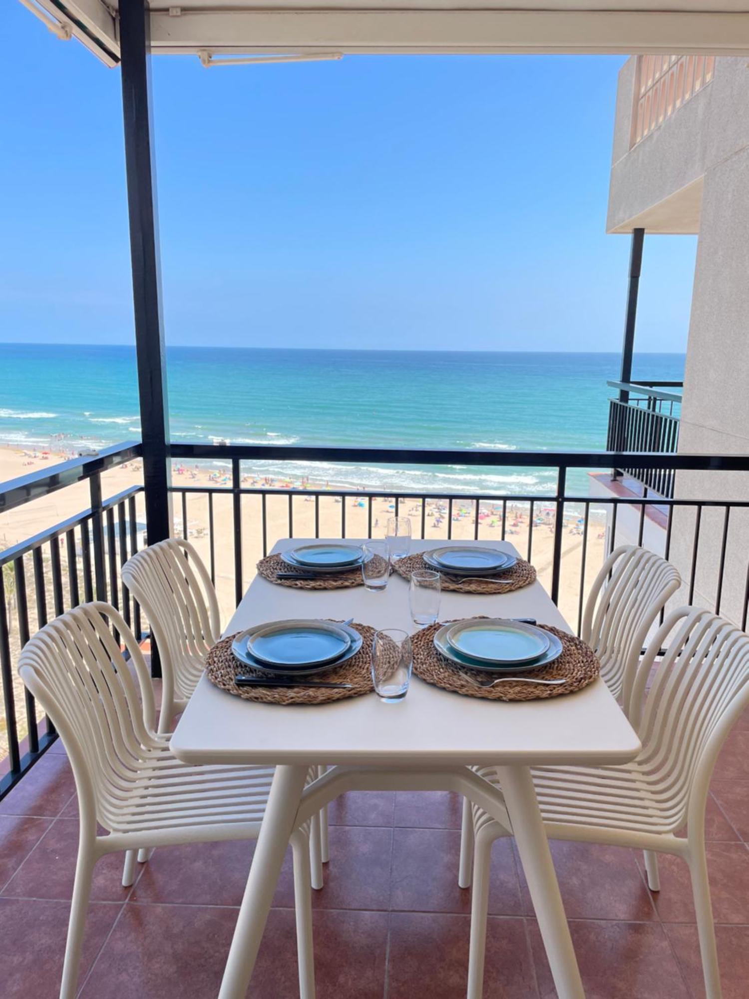 Gandia Boutique Stays - Presidente - Apartamento Premium En Primera Linea De Playa Dış mekan fotoğraf